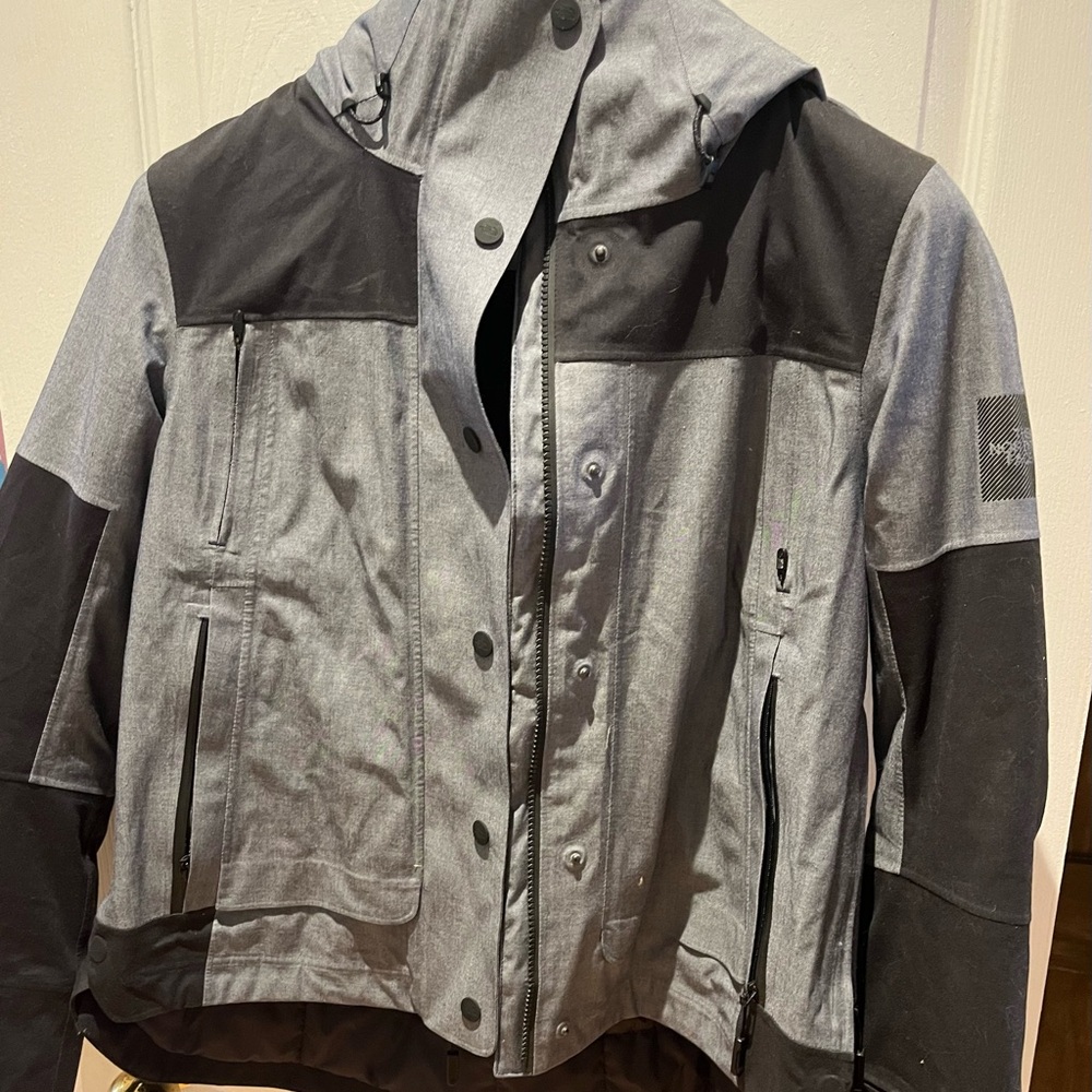 The North Face Women Two-Tone Performance Jacket